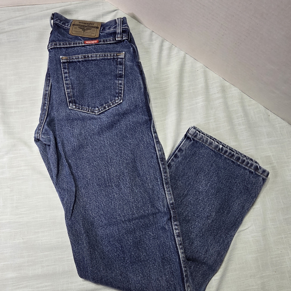 Wrangler Dark Blue Straight Jeans